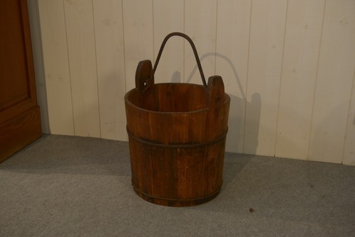 Ancien seau puits - ancien, en